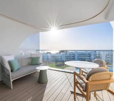 W Residences Algarve Hotell 5*