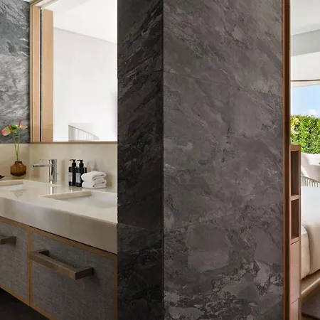 W Residences Algarve Hotell 5*