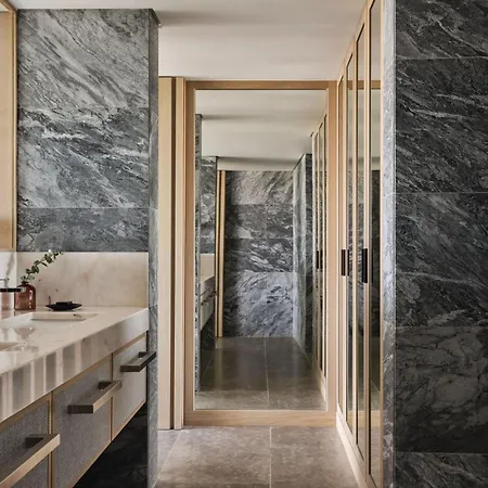 W Residences Algarve 5* 알부페이라