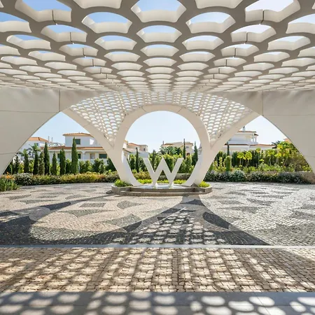 W Residences Algarve Готель 5*