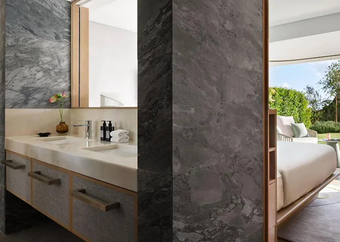 W Residences Algarve Hotel 5*