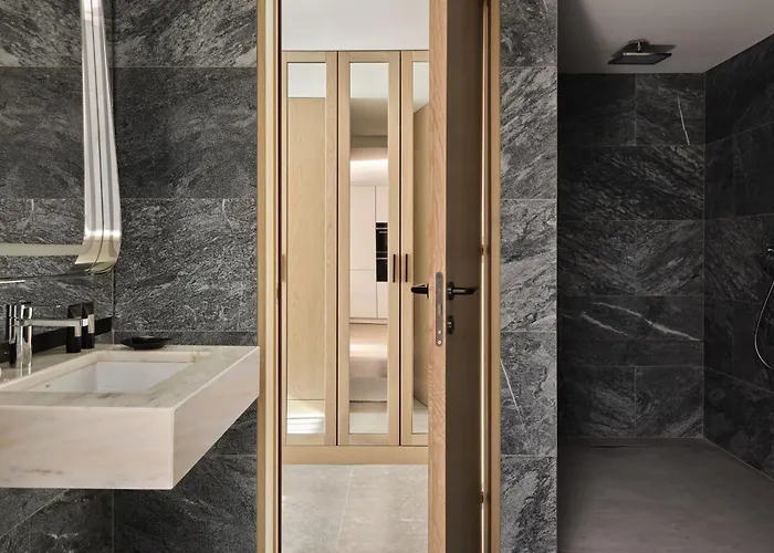 W Residences Algarve 5*