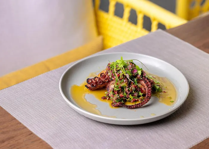 W Residences Algarve البوفيرا