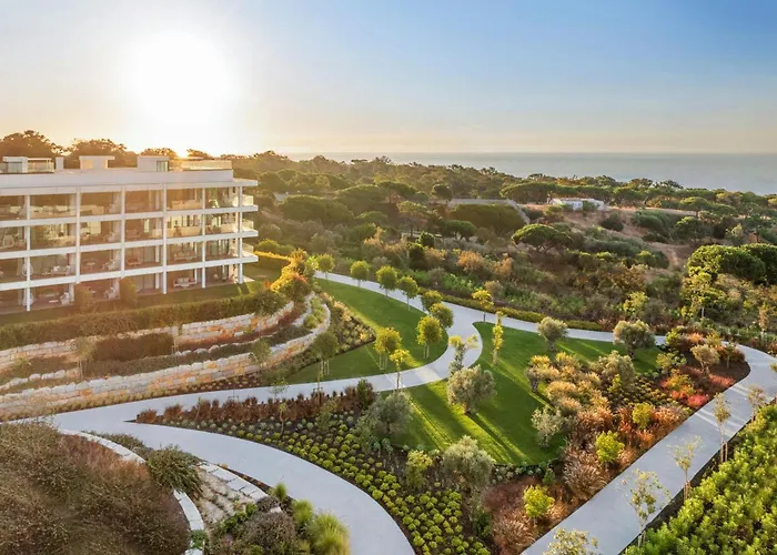 W Residences Algarve Hotel 5*
