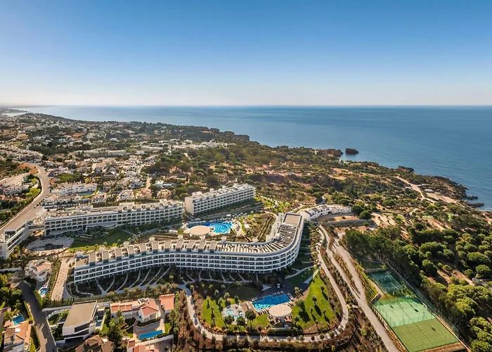 W Residences Algarve 5*