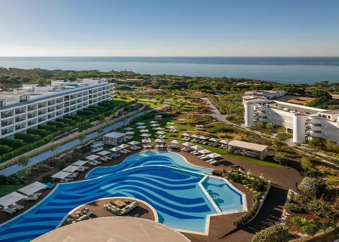 W Residences Algarve فندق