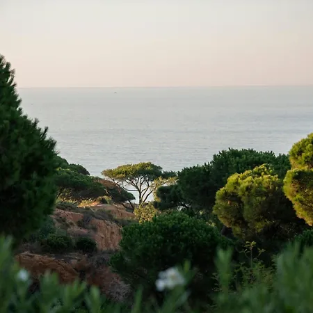 W Residences Algarve 5* البوفيرا