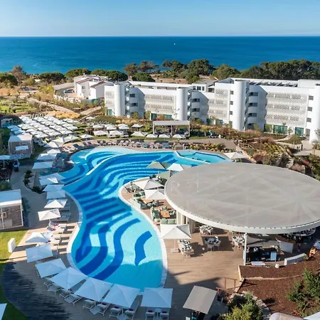 W Residences Algarve ホテル アルブフェイラ