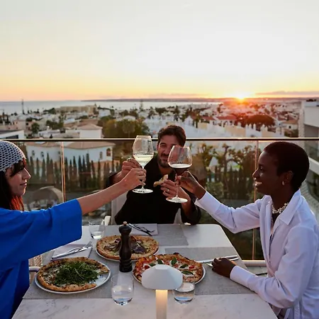 ホテル W Residences Algarve アルブフェイラ